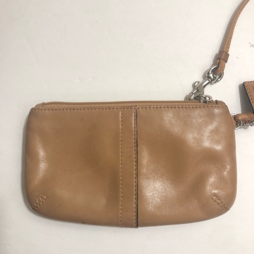 Coach soho tan light brown wristlet vintage y2k - Picture 7 of 12